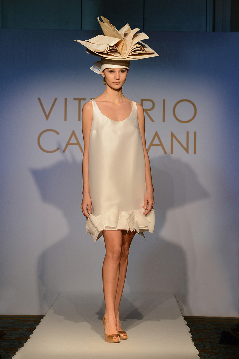 “Fili di parole, pagine di abiti” ss 2014